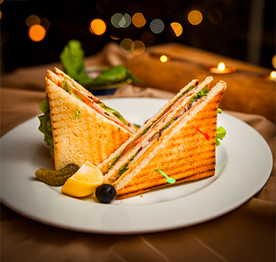  Chicken Club Sandwich 